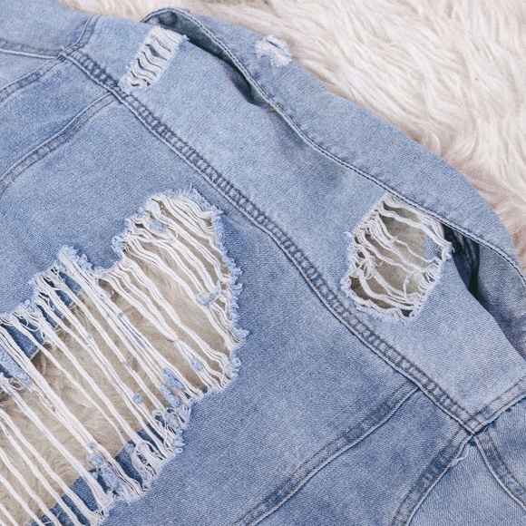 Button Front Ripped Jean Jacket - Picture 12 of 12